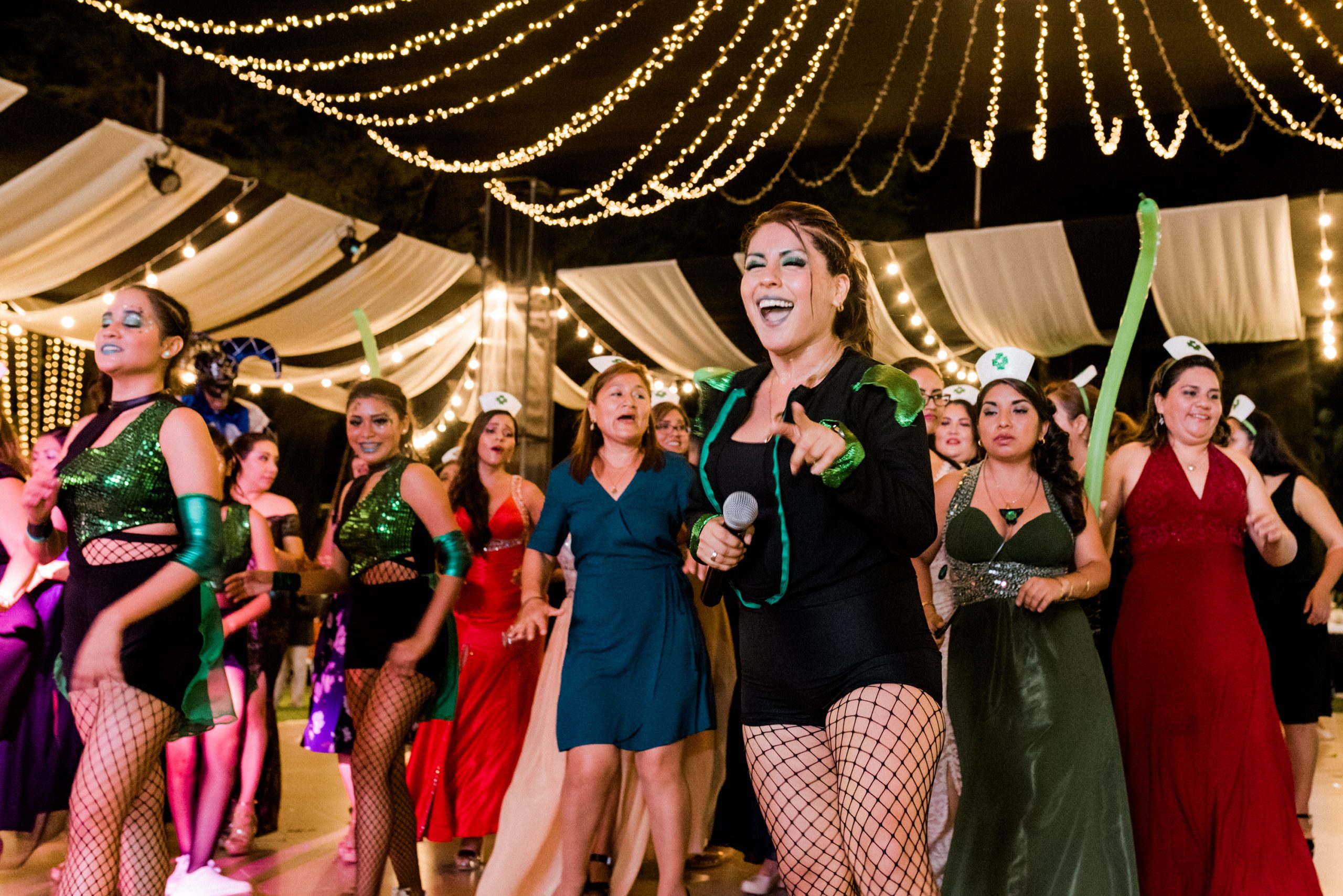 Horas Locas y Bailetones Temáticos